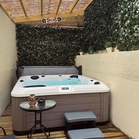 Cocon Douillet Avec Jacuzzi Holiday home